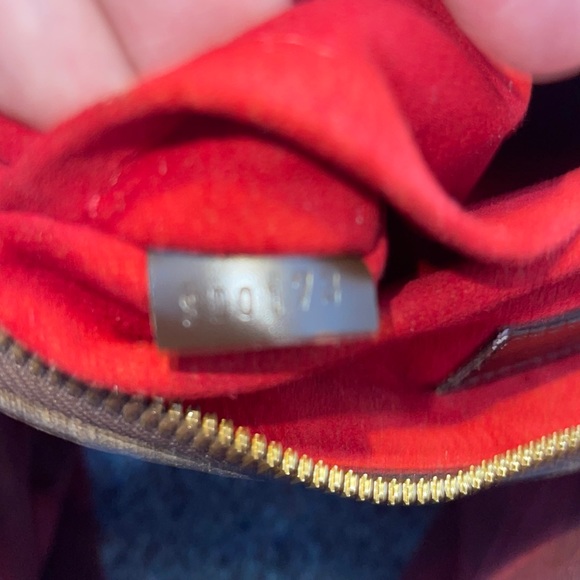 Louis Vuitton Damier Canvas Trevi PM Bag - Picture 11 of 12